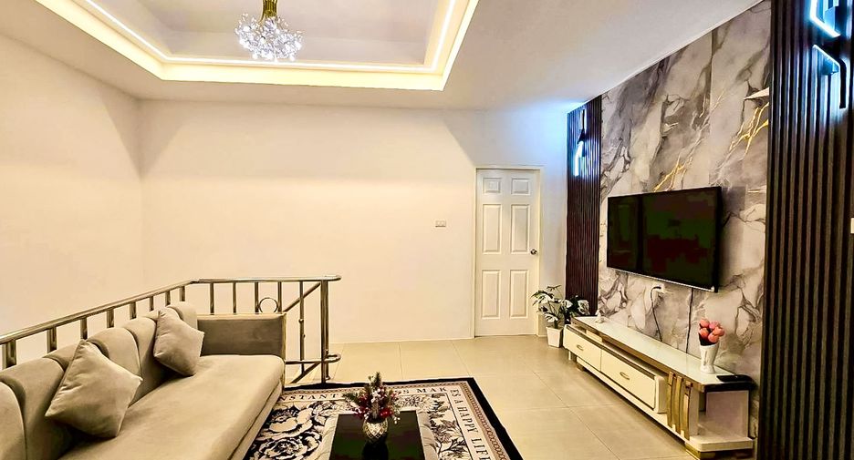 For rent 4 bedrooms house in Bang Lamung, Chonburi