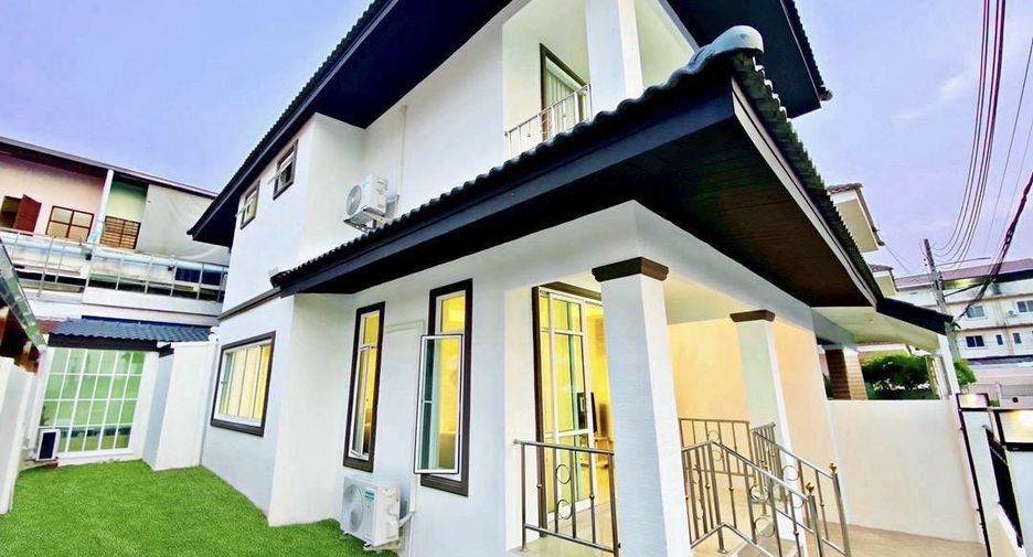 For rent 4 bedrooms house in Bang Lamung, Chonburi