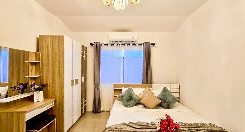 For rent 4 bedrooms house in Bang Lamung, Chonburi