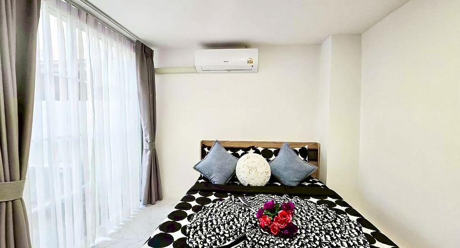 For rent 4 bedrooms house in Bang Lamung, Chonburi