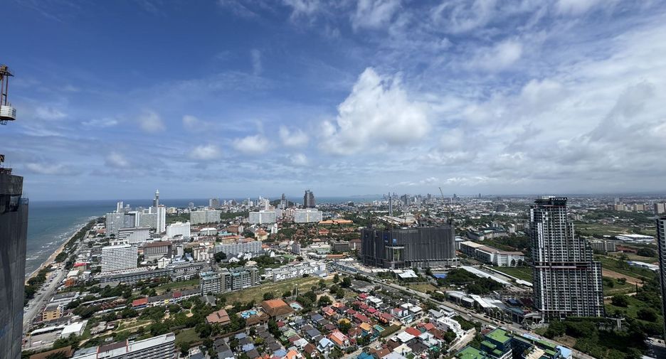For sale 2 bedrooms condo in Jomtien, Pattaya