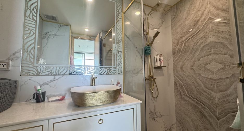 For sale 2 bedrooms condo in Jomtien, Pattaya