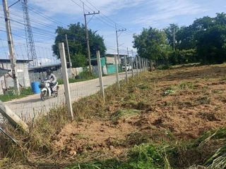 出售 土地 在 Bang Lamung, Chon Buri
