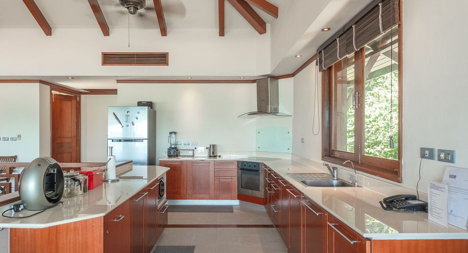 For sale 3 bedrooms villa in Kathu, Phuket
