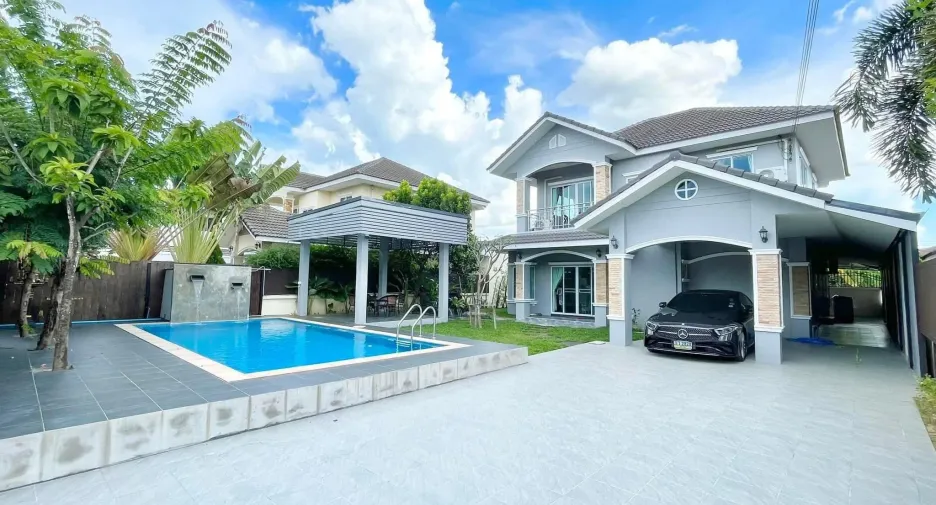 For rent 4 bedrooms house in Doi Saket, Chiang Mai