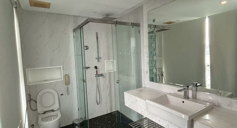 For rent 2 bedrooms condo in Bang Lamung, Chonburi