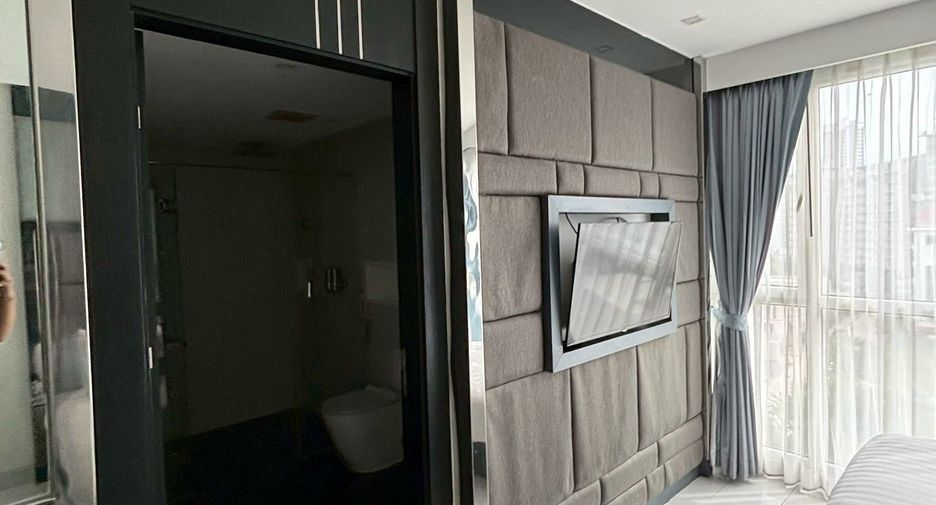 For rent 2 bedrooms condo in Bang Lamung, Chonburi