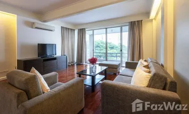 For rent 3 bedrooms condo in Khlong Toei, Bangkok