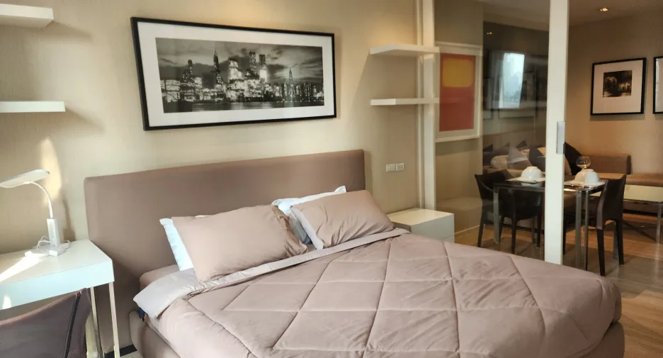 For rent 1 bed condo in Sathon, Bangkok