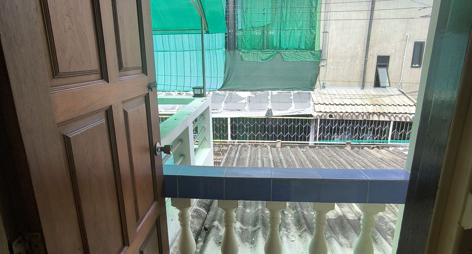 For sale 2 bedrooms townhouse in Rat Burana, Bangkok