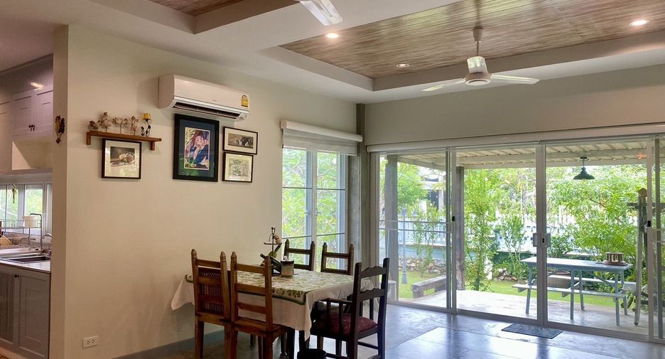 For sale 3 bedrooms house in Cha Am, Phetchaburi