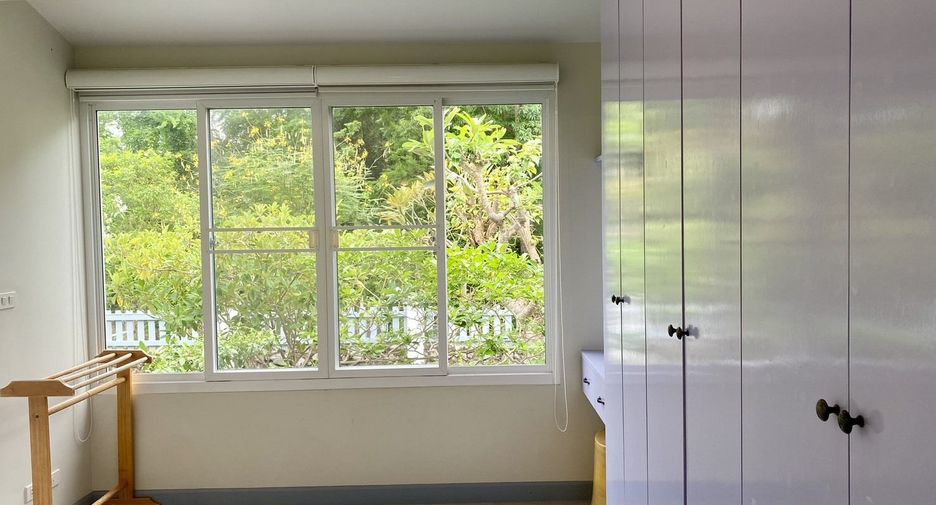 For sale 3 bedrooms house in Cha Am, Phetchaburi