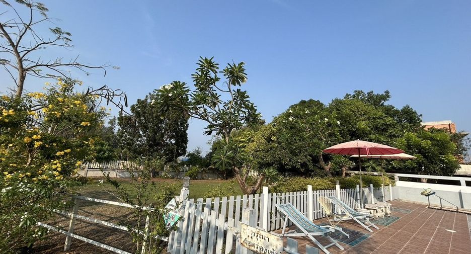 For sale 3 bedrooms house in Cha Am, Phetchaburi