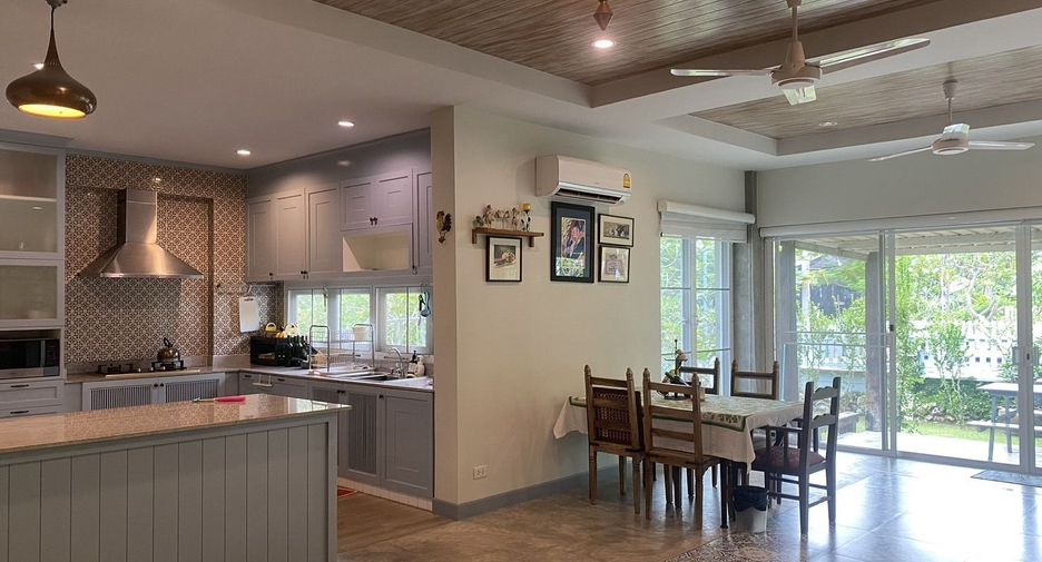 For sale 3 bedrooms house in Cha Am, Phetchaburi