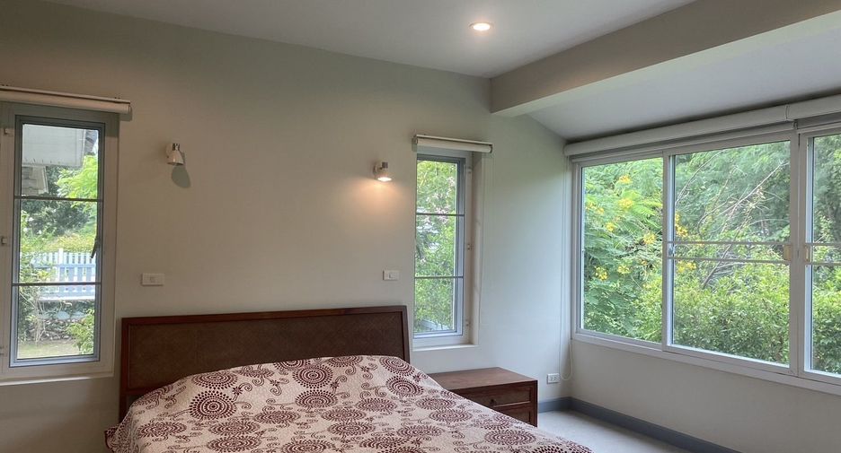 For sale 3 bedrooms house in Cha Am, Phetchaburi