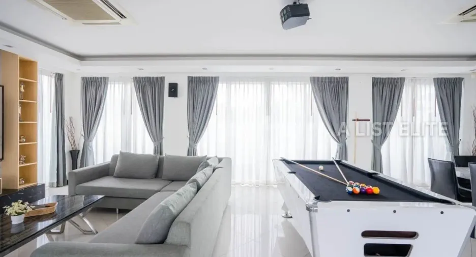 Haus zur Miete mit 5 Zimmer in Bang Lamung, Chonburi