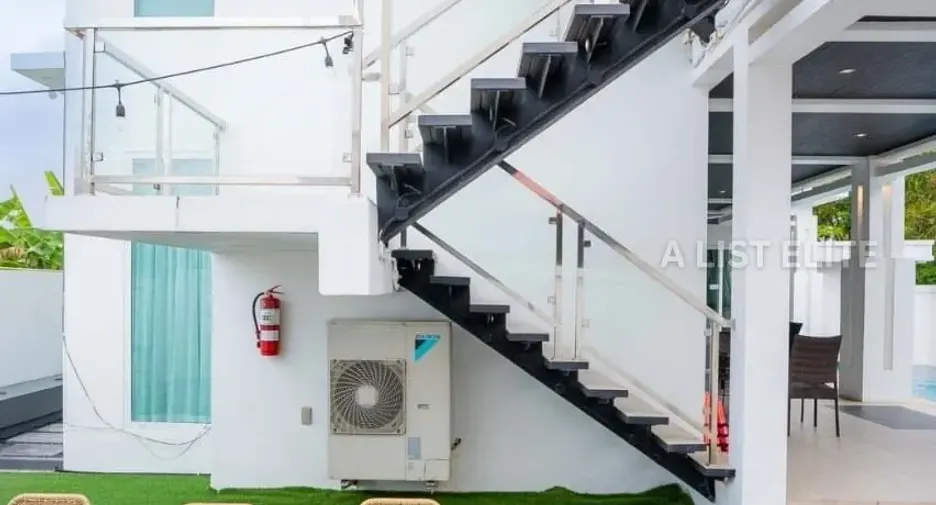 Haus zur Miete mit 5 Zimmer in Bang Lamung, Chonburi