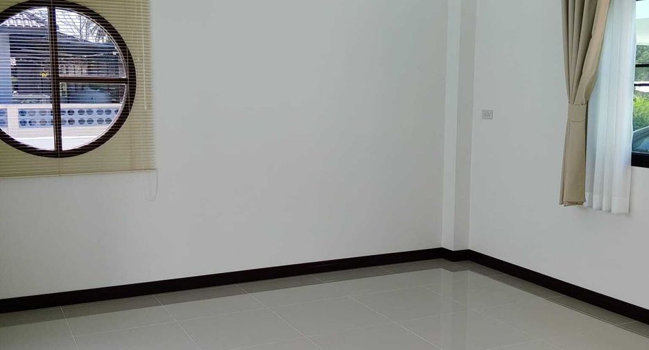 À vendre 3 chambres maison à Doi Saket, Chiang Mai