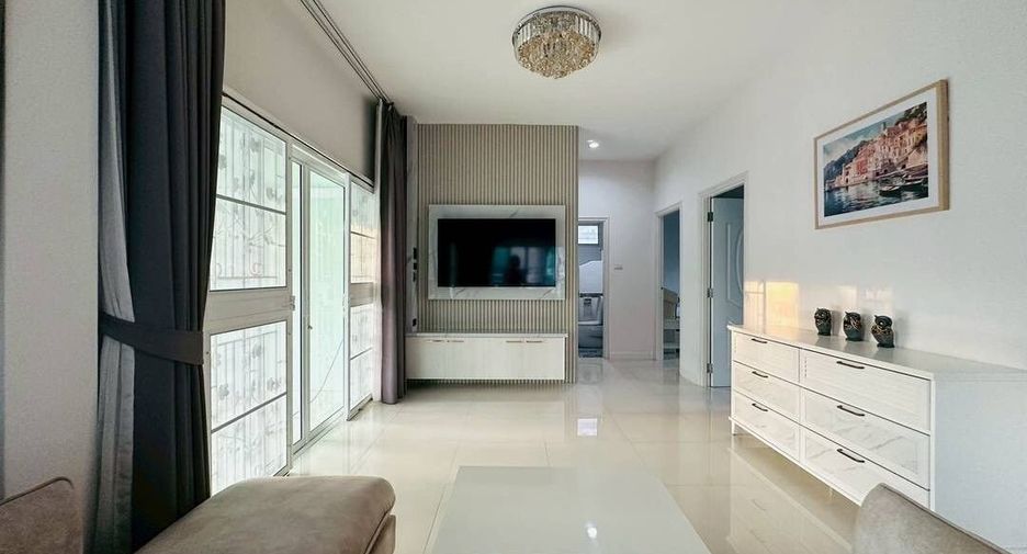 For rent 3 bedrooms house in Bang Lamung, Chonburi