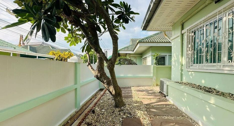For rent 3 bedrooms house in Bang Lamung, Chonburi