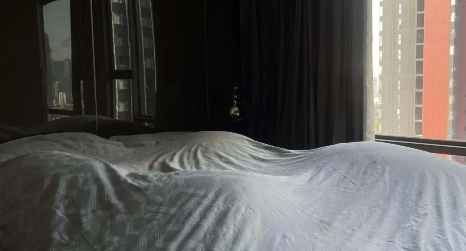 For rent 2 bedrooms condo in Huai Khwang, Bangkok