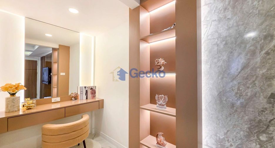 Casa en venta de 5 habitaciones en Bang Lamung, Chonburi
