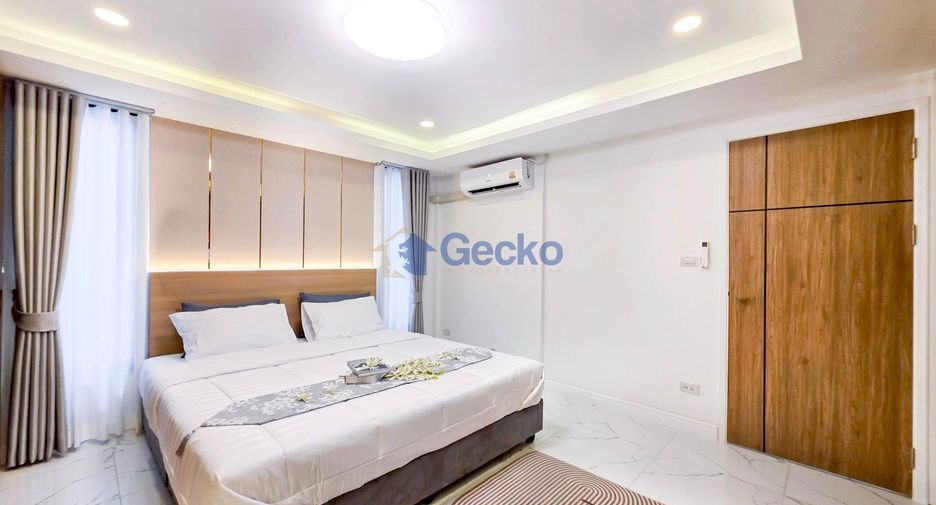Casa en venta de 5 habitaciones en Bang Lamung, Chonburi