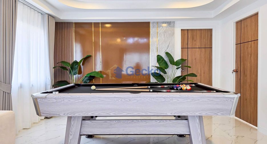 Casa en venta de 5 habitaciones en Bang Lamung, Chonburi