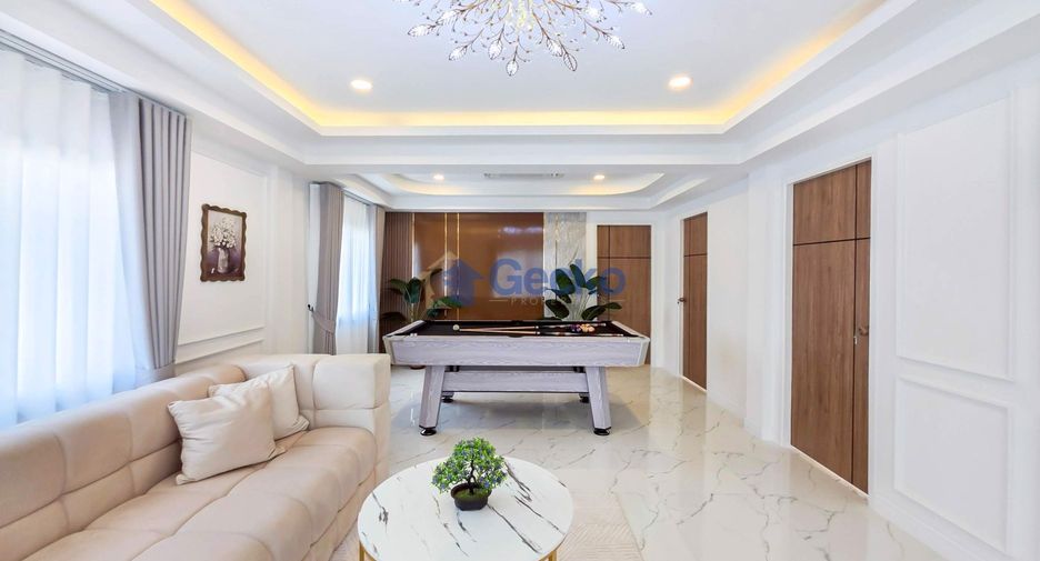 Casa en venta de 5 habitaciones en Bang Lamung, Chonburi