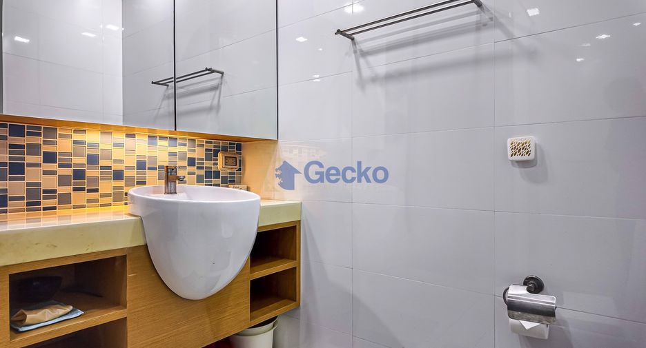 For sale 2 bedrooms condo in Bang Lamung, Chonburi