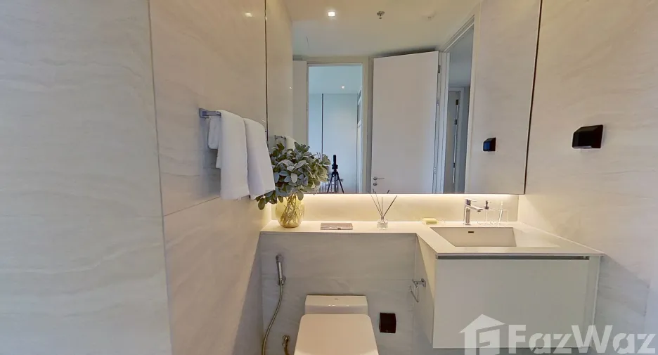 Condo en venta de 2 habitaciones en Khlong Toei, Bangkok