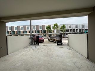 For rent 3 bedrooms house in Bang Phli, Samut Prakan