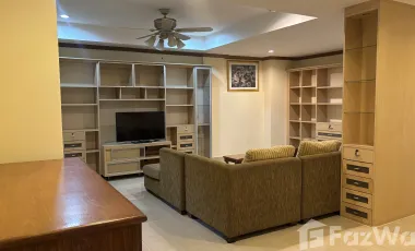 À louer 3 chambres appartement à Watthana, Bangkok