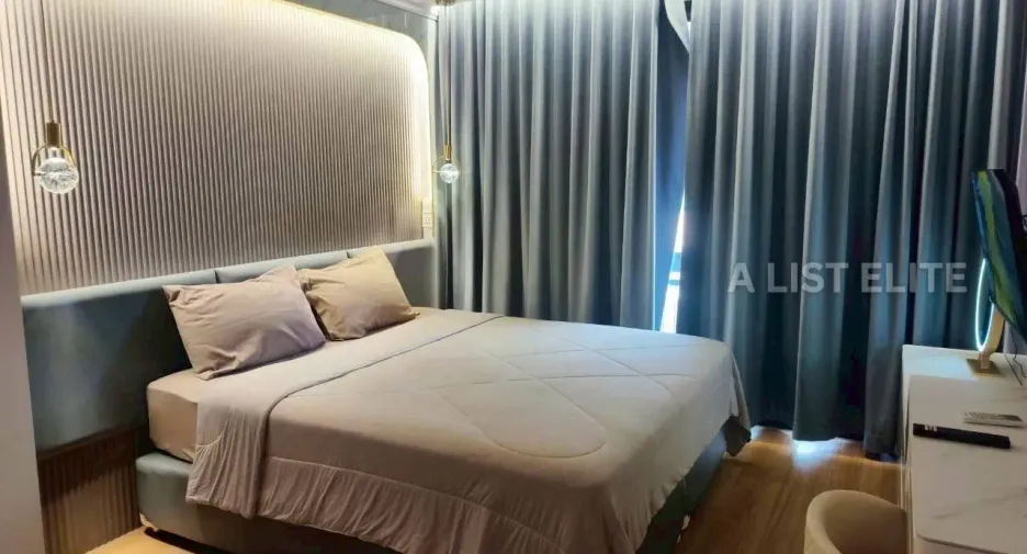 Casa en alquiler de 7 habitaciones en Bang Lamung, Chonburi