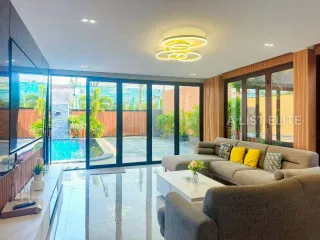 À louer 7 chambres maison à Bang Lamung, Chonburi