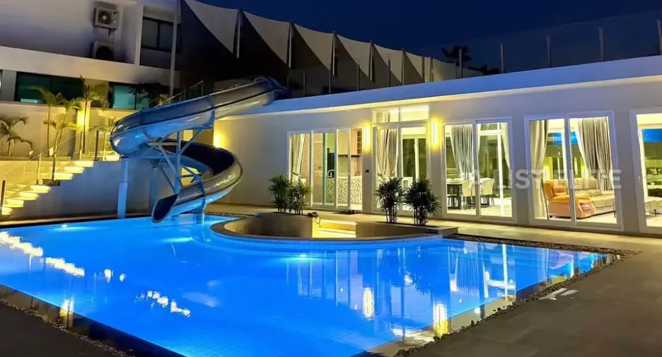 For rent 6 bedrooms house in Bang Lamung, Chonburi