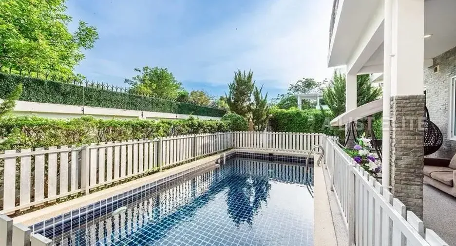 Casa en venta de 4 habitaciones en Sattahip, Chonburi