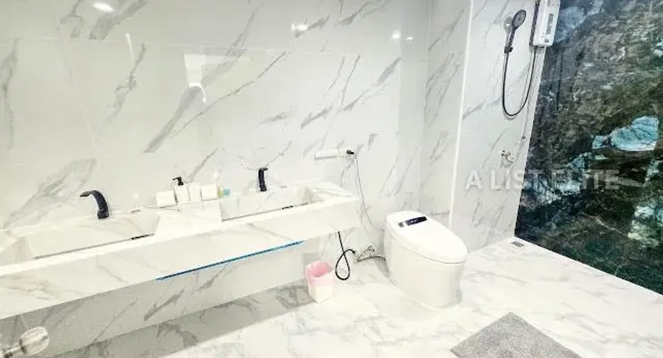Condo en alquiler de 3 habitaciones en Bang Lamung, Chonburi