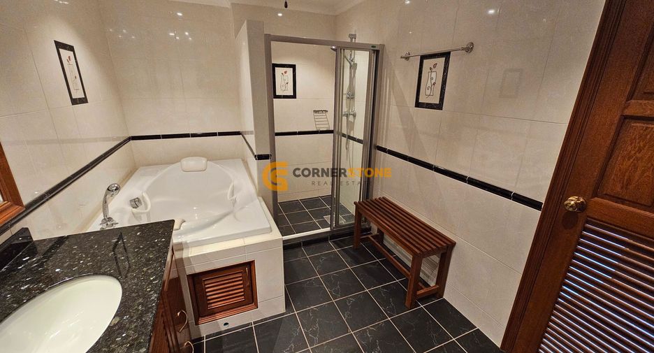 For sale 2 bedrooms condo in Bang Lamung, Chonburi