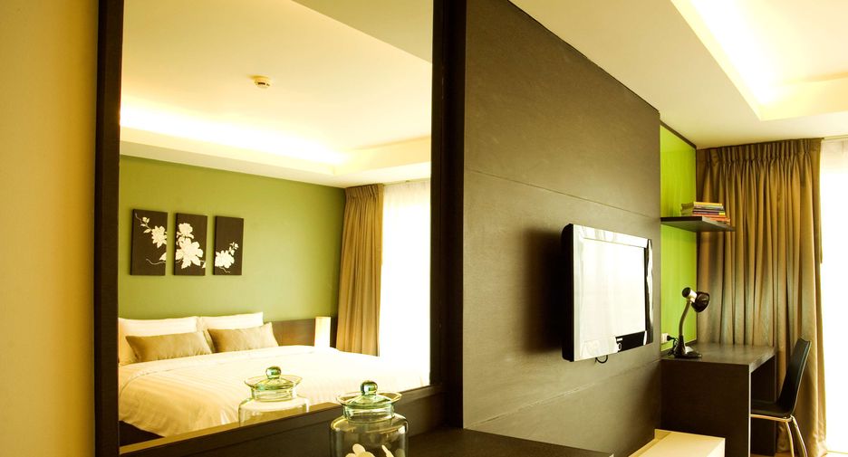 For rent 3 bedrooms condo in Bang Na, Bangkok