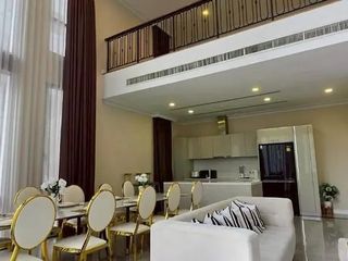 Reihenhaus zur Miete mit 4 Zimmer in Watthana, Bangkok