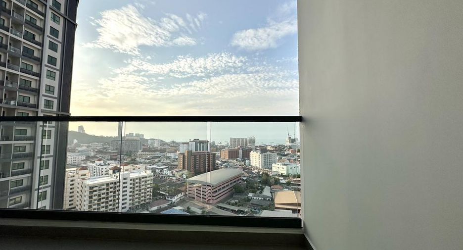 For sale 2 ベッドルーム condo in Bang Lamung, Chonburi