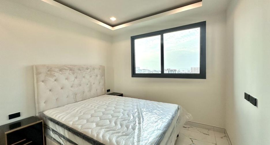 For sale 2 ベッドルーム condo in Bang Lamung, Chonburi