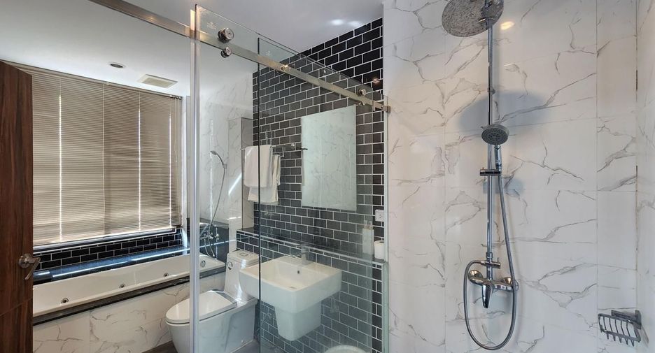 Villa en alquiler de 2 habitaciones en Mueang Phuket, Phuket