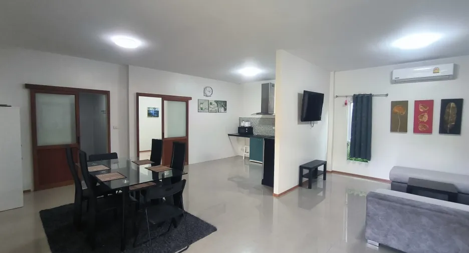 Casa en venta de 8 habitaciones en Thalang, Phuket