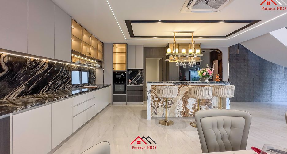 For sale 3 ベッドルーム house in Bang Lamung, Chonburi