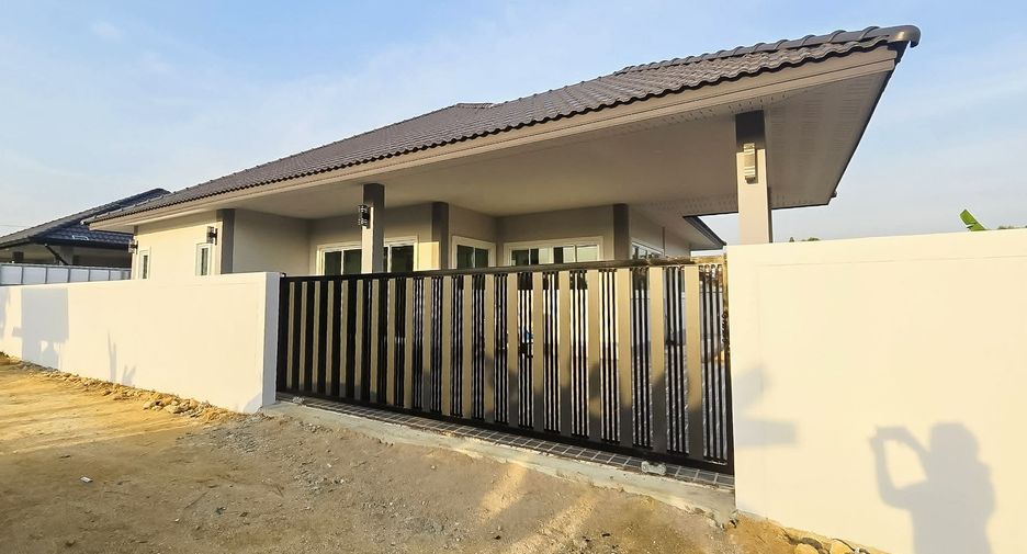 For sale 3 bedrooms house in Bang Lamung, Chonburi