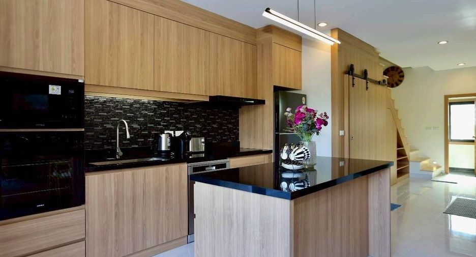 Villa zum Kauf mit 3 Zimmer in Mueang Phuket, Phuket