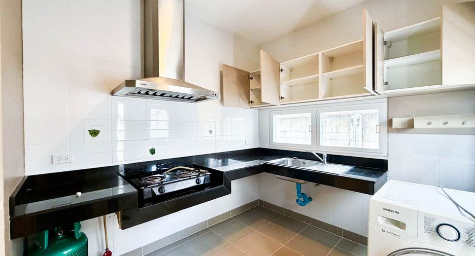 For rent 4 bedrooms house in Mueang Phuket, Phuket