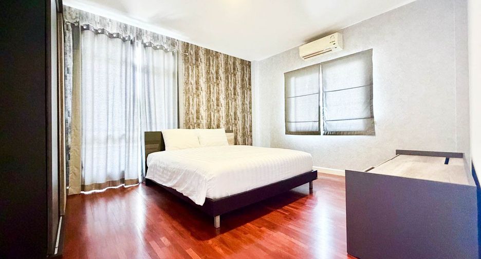 For rent 4 bedrooms house in Mueang Phuket, Phuket